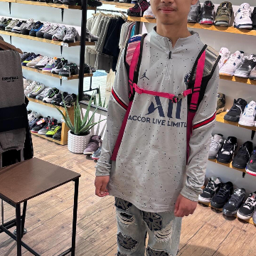 Click for HowardXiong profile